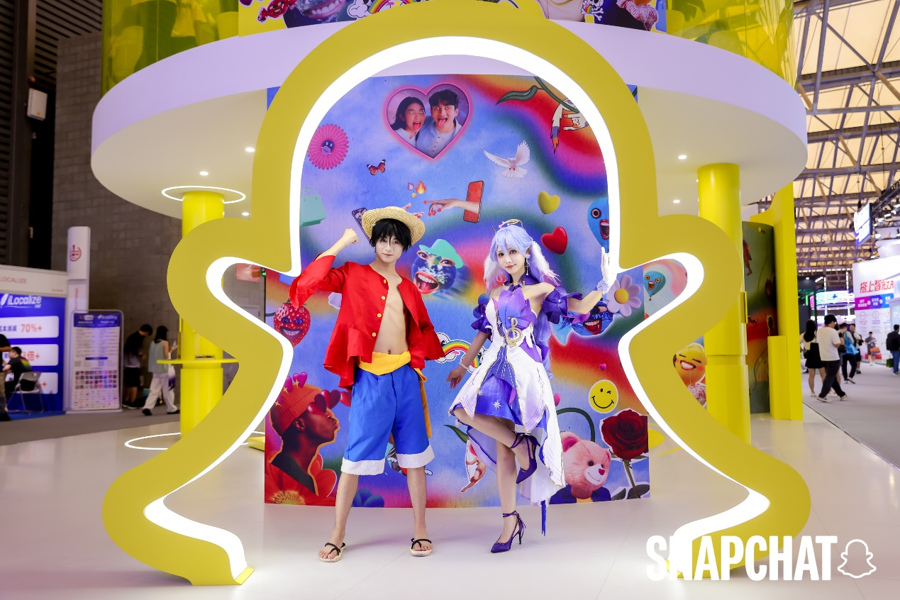 Snapchat 携“巨型 AR 魔镜” 空降 ChinaJoy，成 B2B 展馆最热展台之一